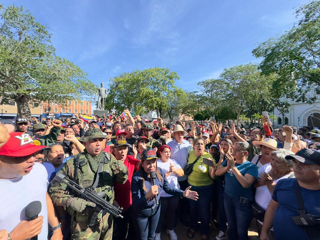 Gobernadora y pueblo de Nueva Esparta exigen fe de vida del Presidente Maduro