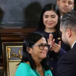 Hijo de Maduro da "apoyo incondicional" a Delcy Rodríguez