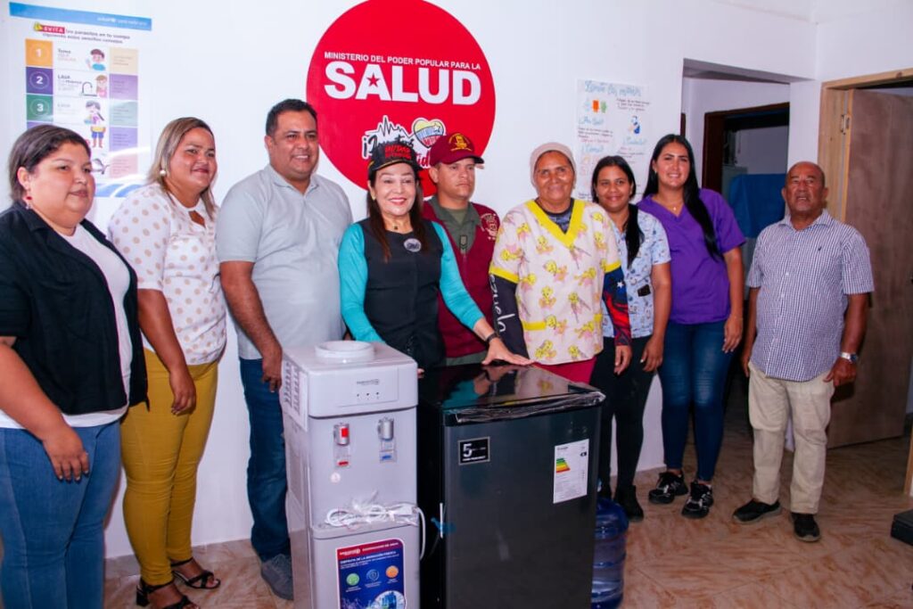 Marisel Velásquez y Eneas González fortalecen educación y salud en el municipio Mariño