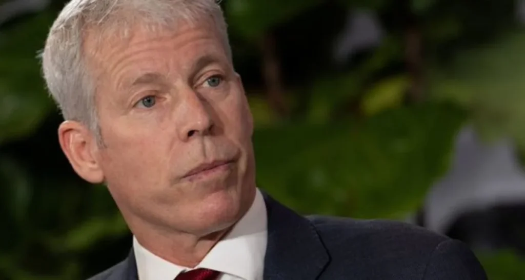 Secretario de Energía dice que dinero del petróleo de Venezuela será controlado por Washington