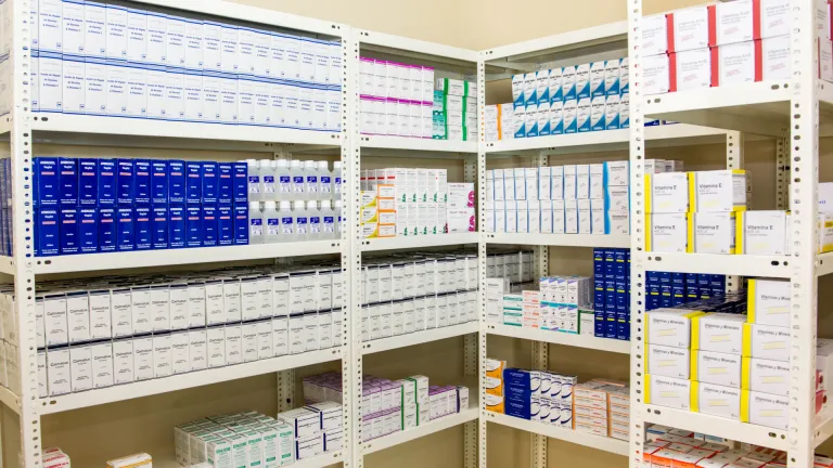 Sector farmacéutico garantiza 100 % de abastecimiento de medicinas a nivel nacional