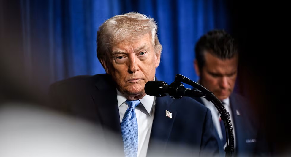 Trump anuncia ataques por tierra contra los carteles e insiste en que “gobiernan México”