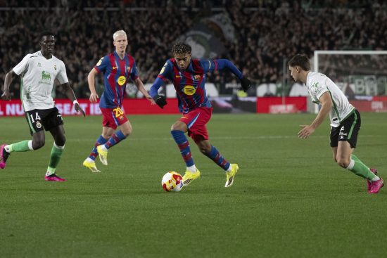El Barcelona sufrió, pero avanzó en la Copa del rey