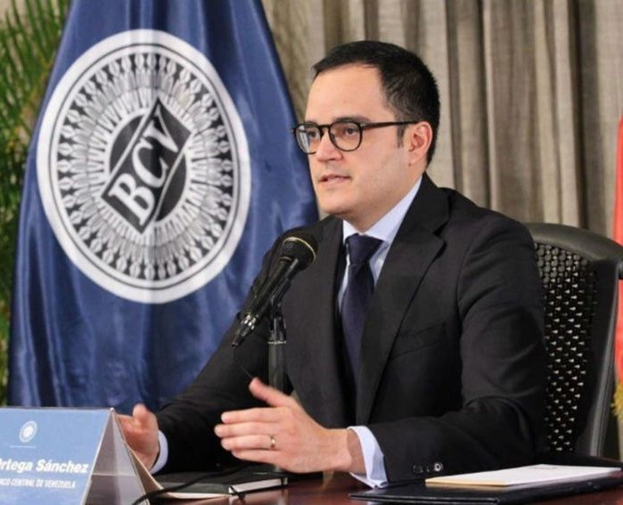 Delcy Rodríguez designa a Calixto Ortega como vicepresidente Sectorial de Economía