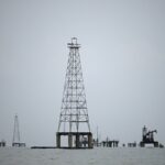 Trump evalúa usar contratistas militares privados para proteger activos petroleros en Venezuela