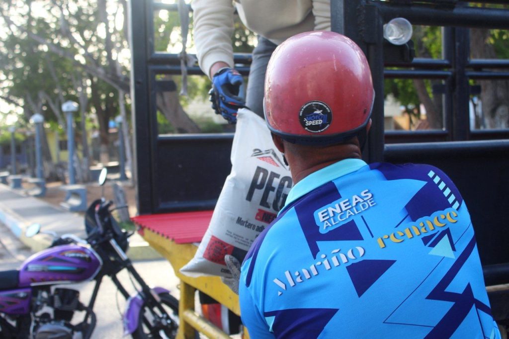 Alcaldía de Mariño entrega 40 ayudas técnicas a familias de diversas comunidades
