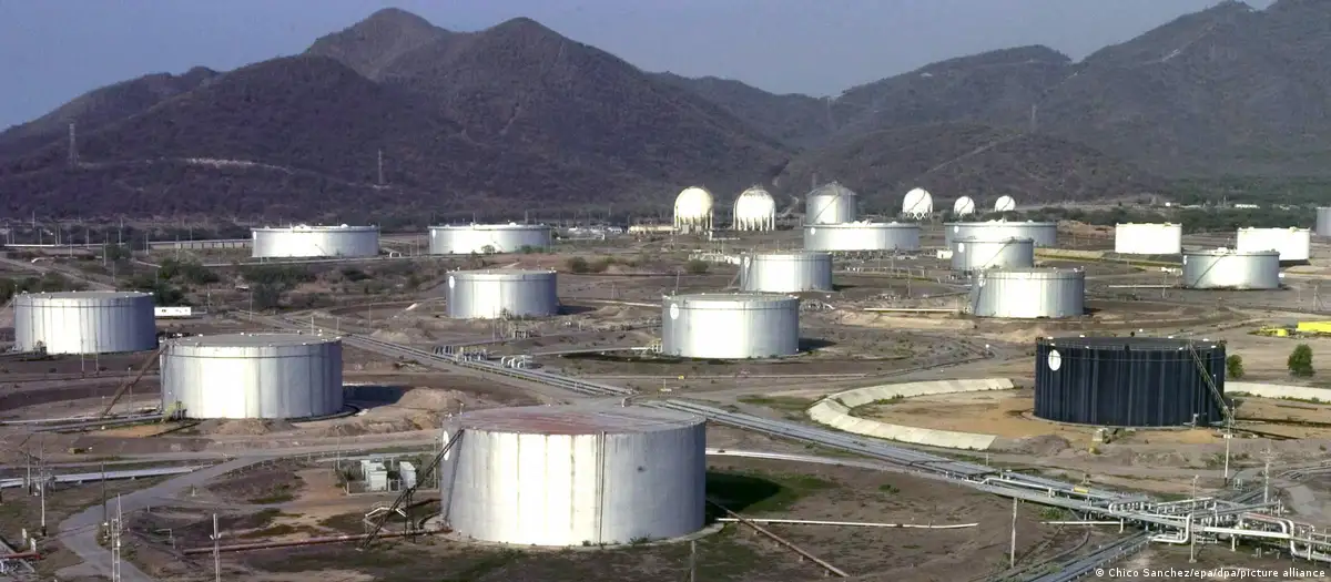 EE.UU. autoriza operaciones a cinco petroleras en Venezuela