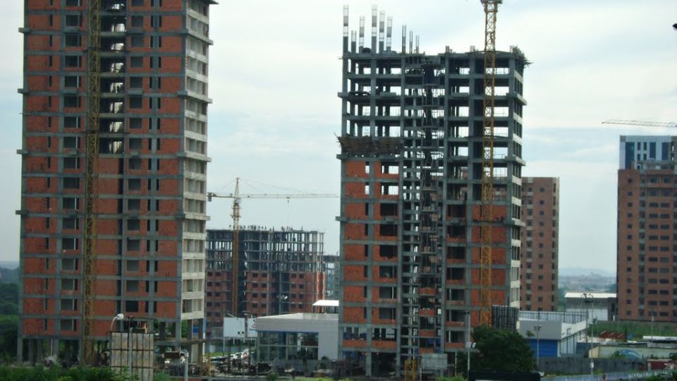 Sector construcción recibió propuestas para participar en obras en regiones petroleras