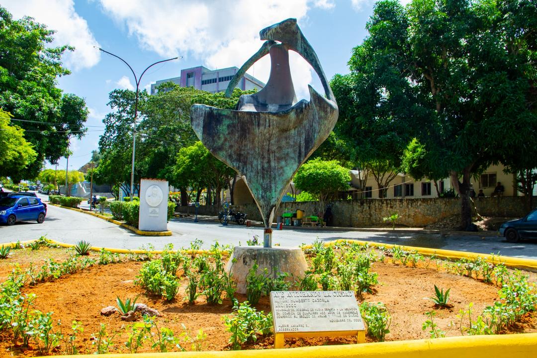 INEC ejecuta plan de paisajismo en el territorio insular