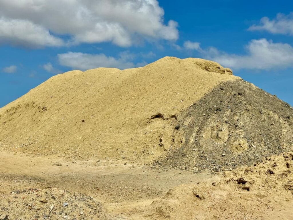 Gobierno regional otorgó permisos para la extracción de arena y arcilla