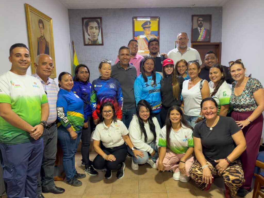 Comuna Charaguaray se forma en pensamiento bolivariano y ecosocialismo