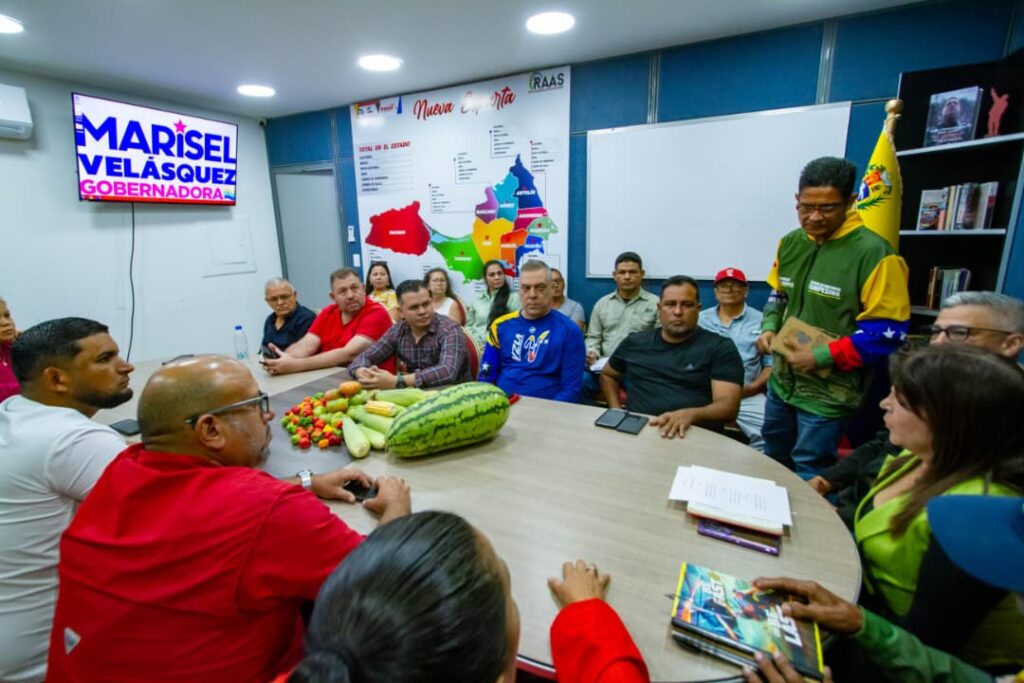 Gobierno Bolivariano y campesinos de Nueva Esparta trazan ruta productiva