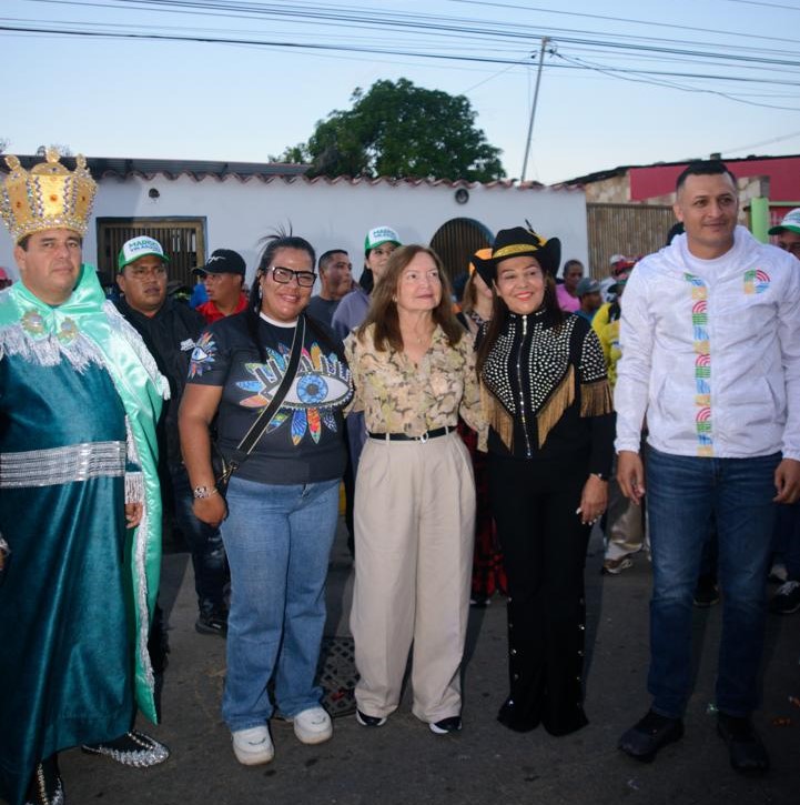 Ministra Magally Viña acompañó los Carnavales Turísticos de Las Barrancas