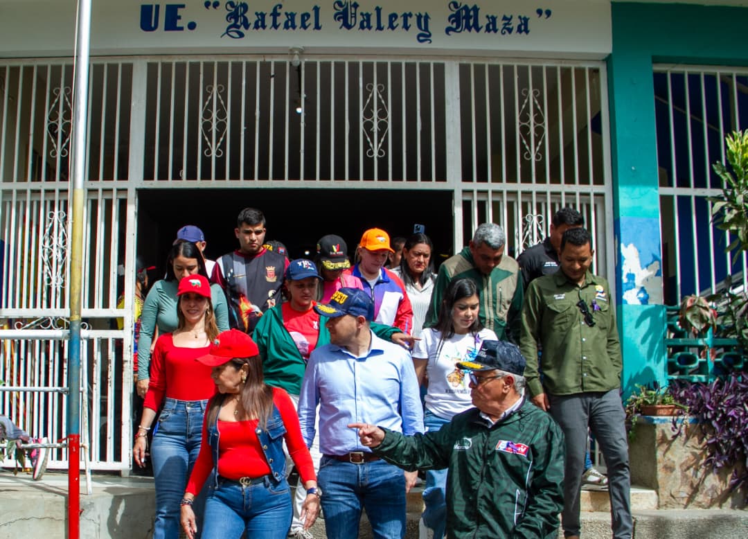 Gobierno regional y Ministerio de Educación Universitaria supervisaron instituciones educativas insulares