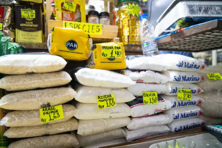 Cendas-FVM: La inflación anualizada de los alimentos en bolívares alcanzó el 681 % al cierre de enero