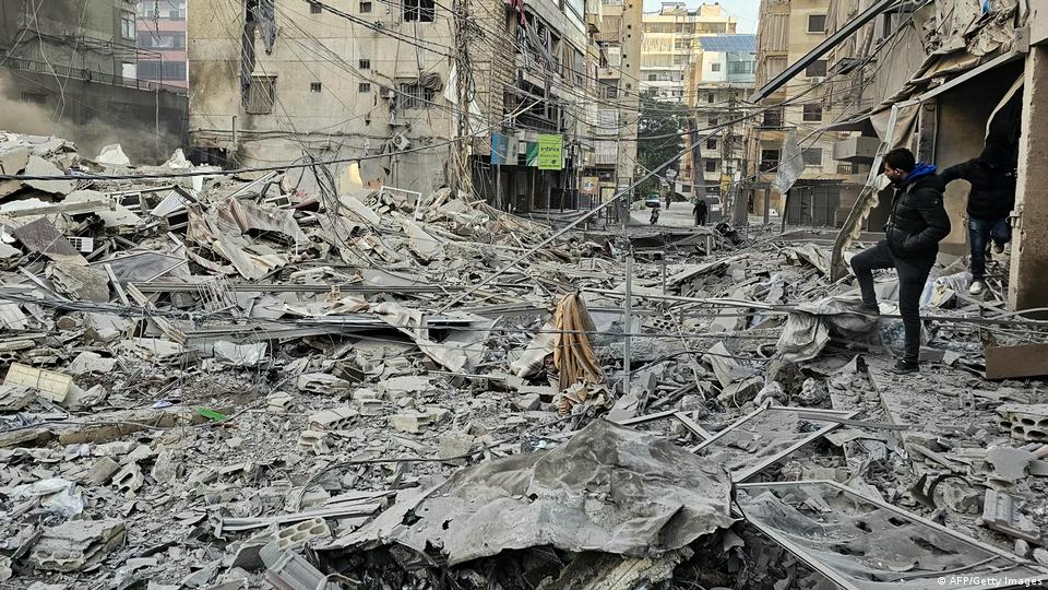 Ataques de EE. UU. e Israel suman unos 800 muertos en Irán