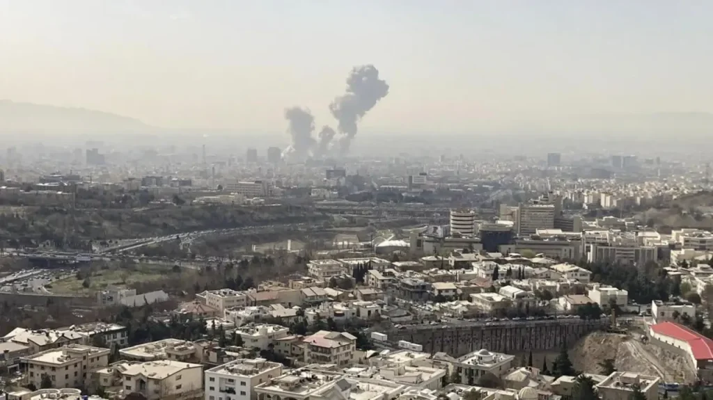 Irán activa un consejo de transición tras la muerte de Jamenei