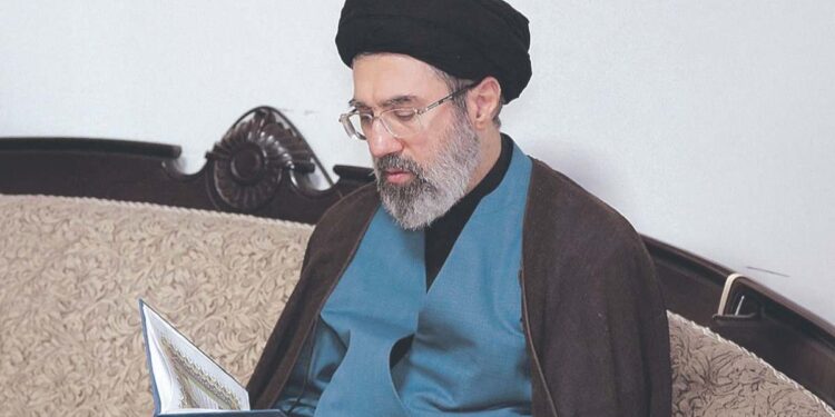 Irán nombra al hijo de Alí Jamenei como nuevo líder supremo del país