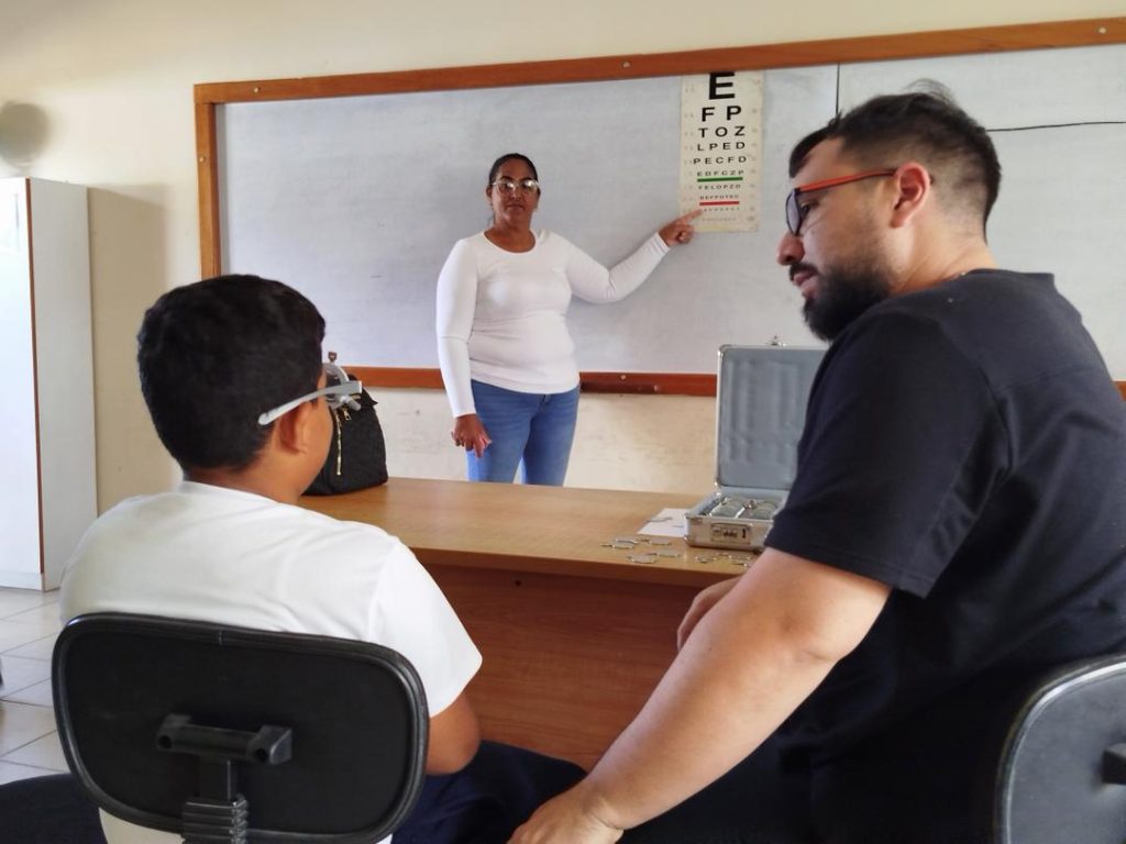 UEE María Auxiliadora Zabala de Millán recibió atención de "En la escuela mi salud es lo primero