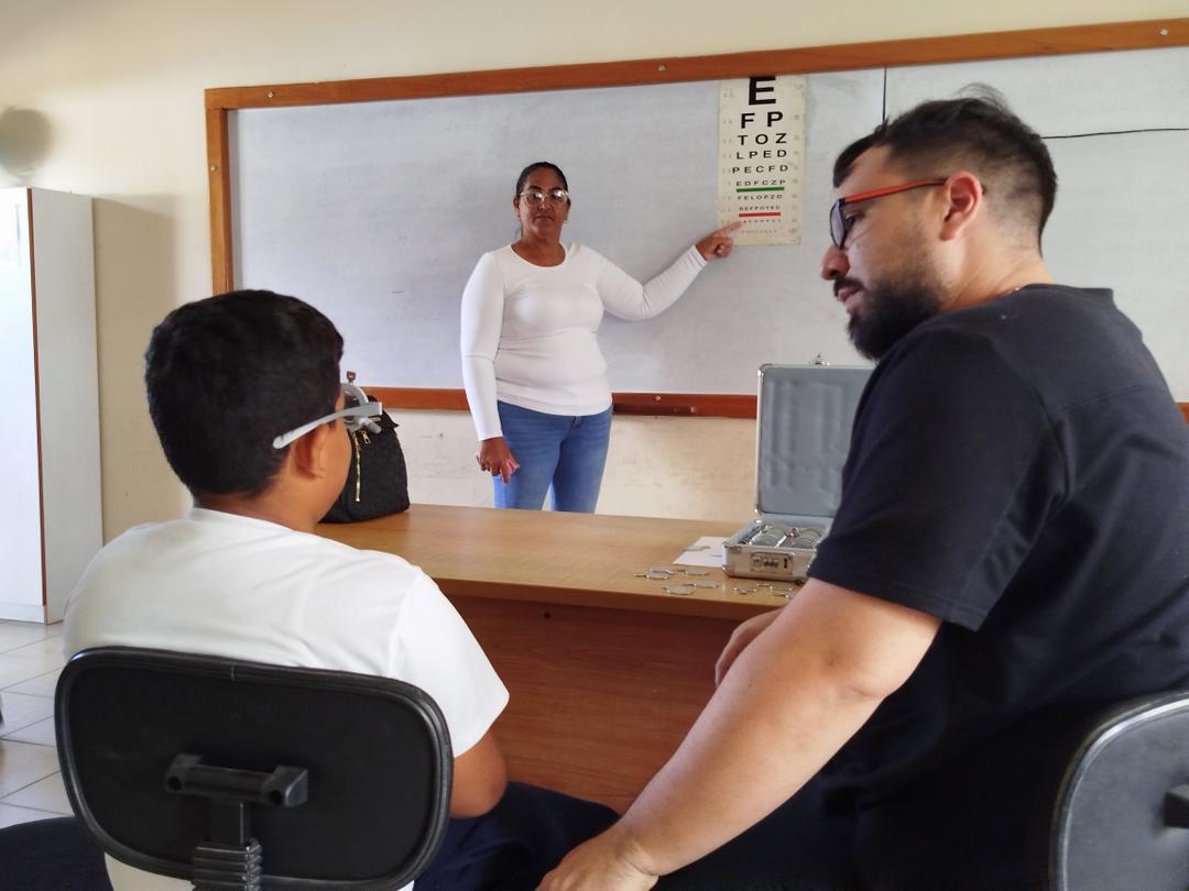 UEE María Auxiliadora Zabala de Millán recibió atención de "En la escuela mi salud es lo primero