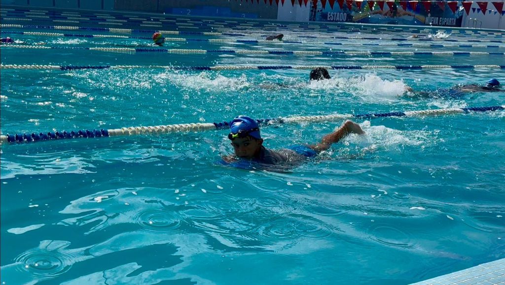 Gobernadora inspeccionó rehabilitación integral del Complejo de Piscinas Oliver Núñez