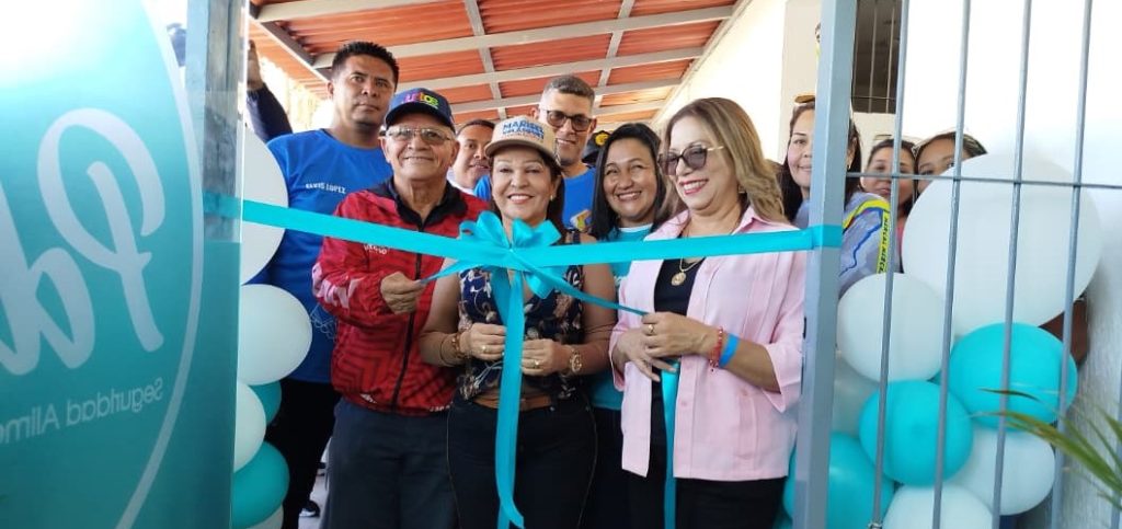 Inaugurado punto de venta PDVAL en la Comuna "Renacer de Los Millanes"