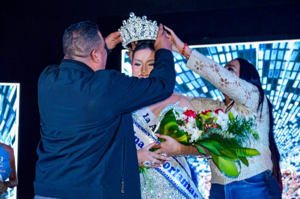 Alcaldía de Mariño corona a la nueva soberana de las Ferias de Porlamar
