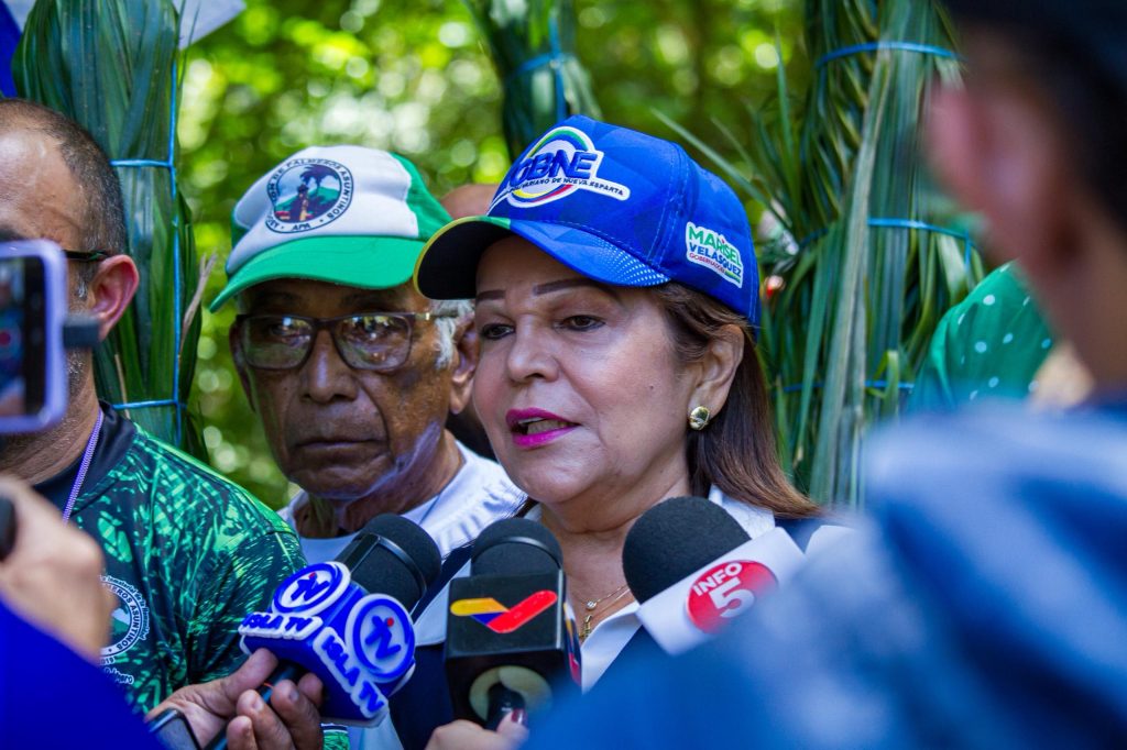 Gobernadora Marisel Velásquez reivindicó una vez más a sus trabajadores