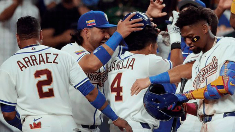 "Queremos a Venezuela": Dominicana reta a Venezuela en el Clásico Mundial