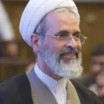 Irán nombró al ayatollah Alireza Arafi para integrar el consejo de liderazgo interino tras la muerte de Jameneí