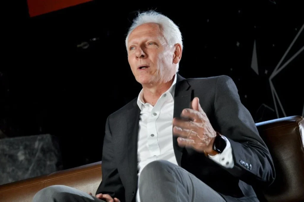 Luigi Pisella estima que la producción petrolera aumente a 1,3 millones diarios