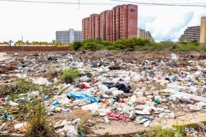 Alcalde Eneas González impulsa transformación ambiental en la Manzana 3 de Campomar