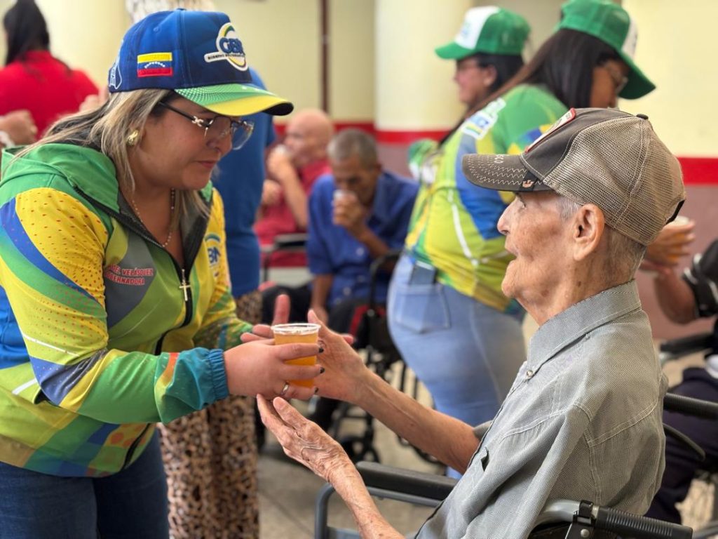Gobernación de Nueva Esparta dignificó a adultos mayores con jornada integral en Juangriego