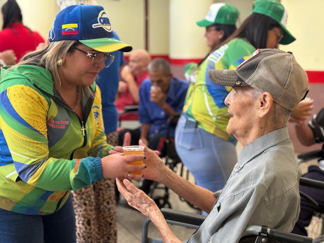 Gobernación de Nueva Esparta dignificó a adultos mayores con jornada integral en Juangriego