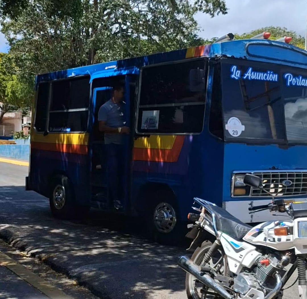 Entre la tarifa y el salario: El calvario diario de los usuarios en Nueva Esparta