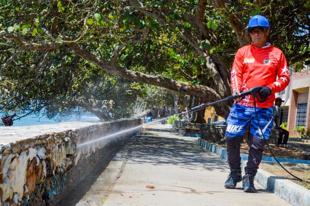 Alcaldía de Mariño emprendió la rehabilitación integral del Paseo Rómulo Gallegos