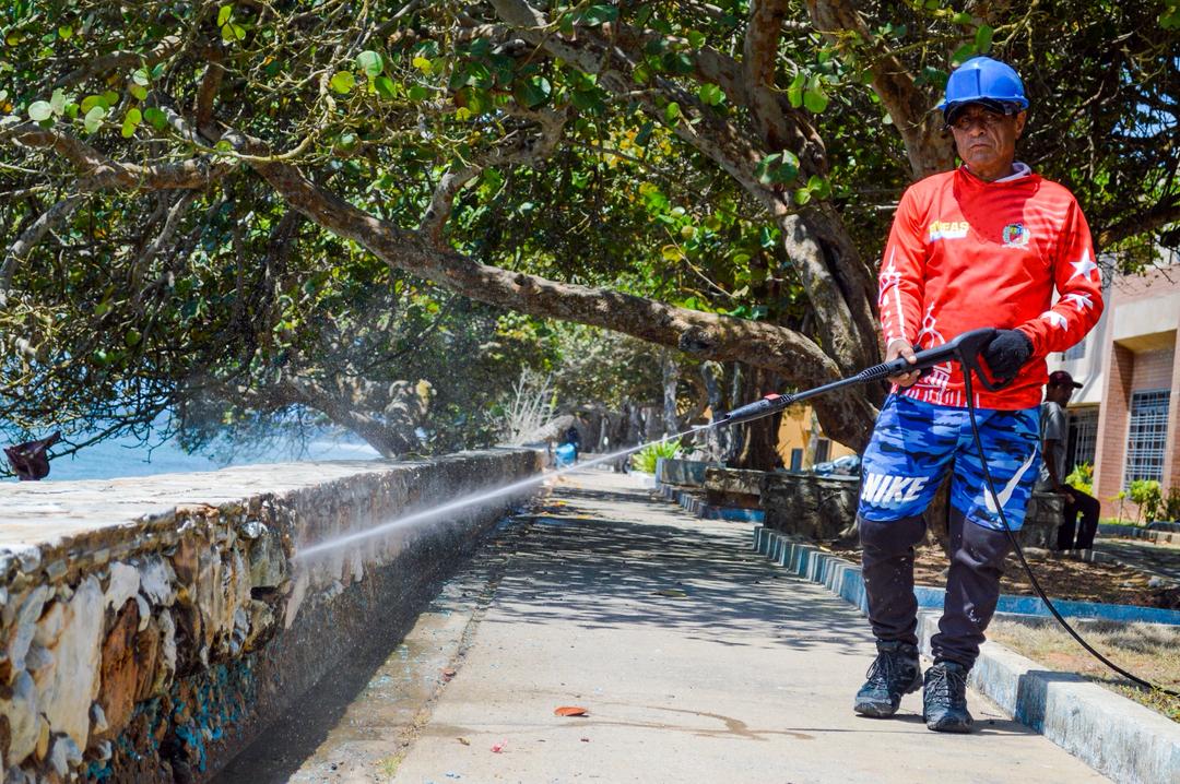 Alcaldía de Mariño emprendió la rehabilitación integral del Paseo Rómulo Gallegos