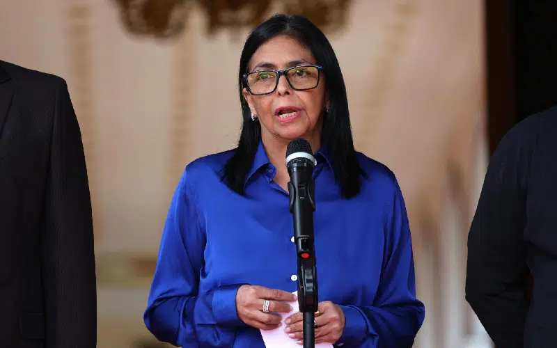 “La violencia no es opción”: Delcy Rodríguez rechaza ataque contra Trump tras tiroteo en Washington