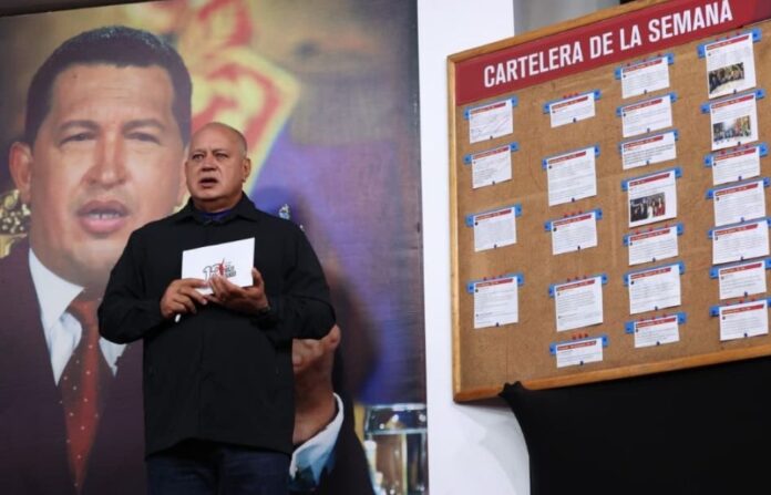 Cabello rechaza críticas de la Federación Médica y vincula situación hospitalaria con sanciones internacionales