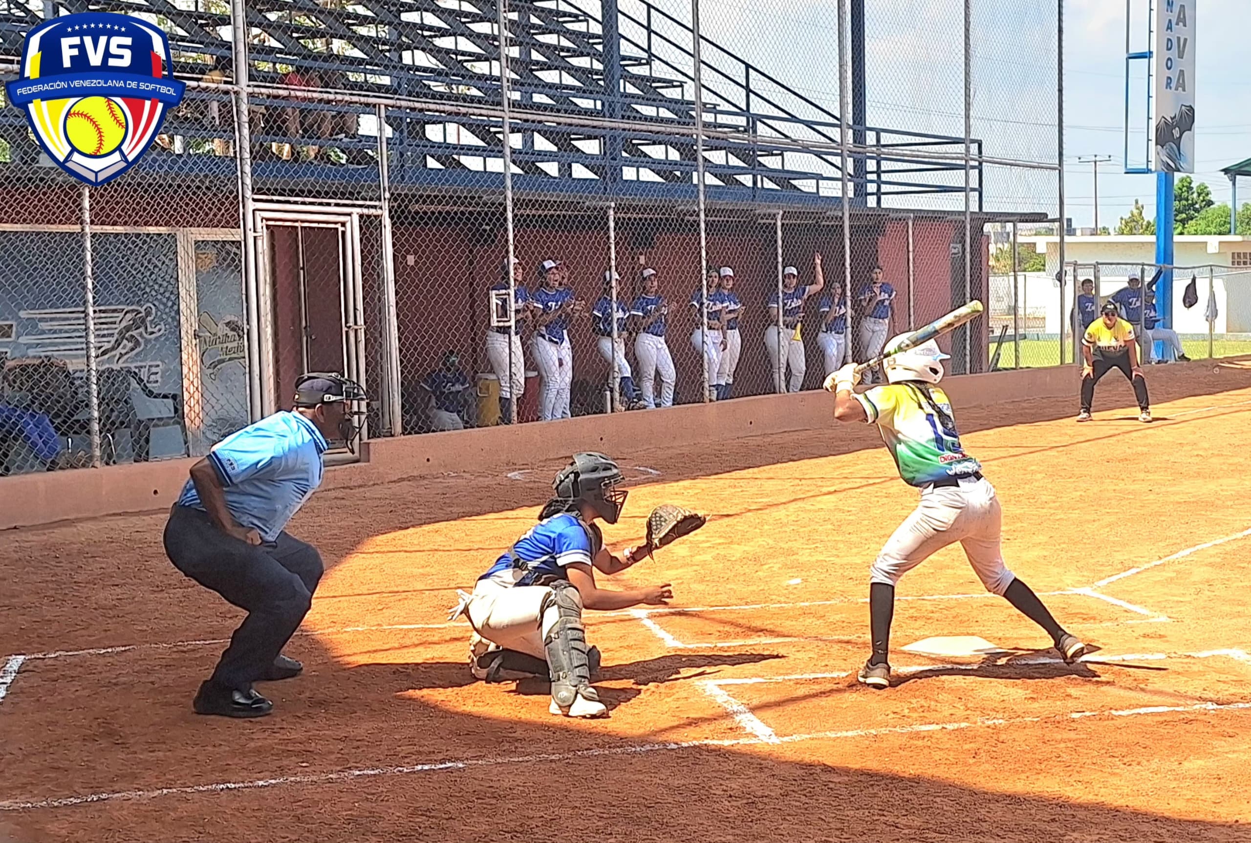Daliannys Villarroel en el cuadro de honor del softbol juvenil nacional