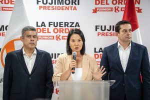 Perú entra en la segunda vuelta de las presidenciales con Keiko Fujimori y Roberto Sánchez
