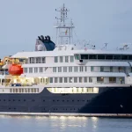 Hondius abandona Tenerife tras evacuar todos los pasajeros