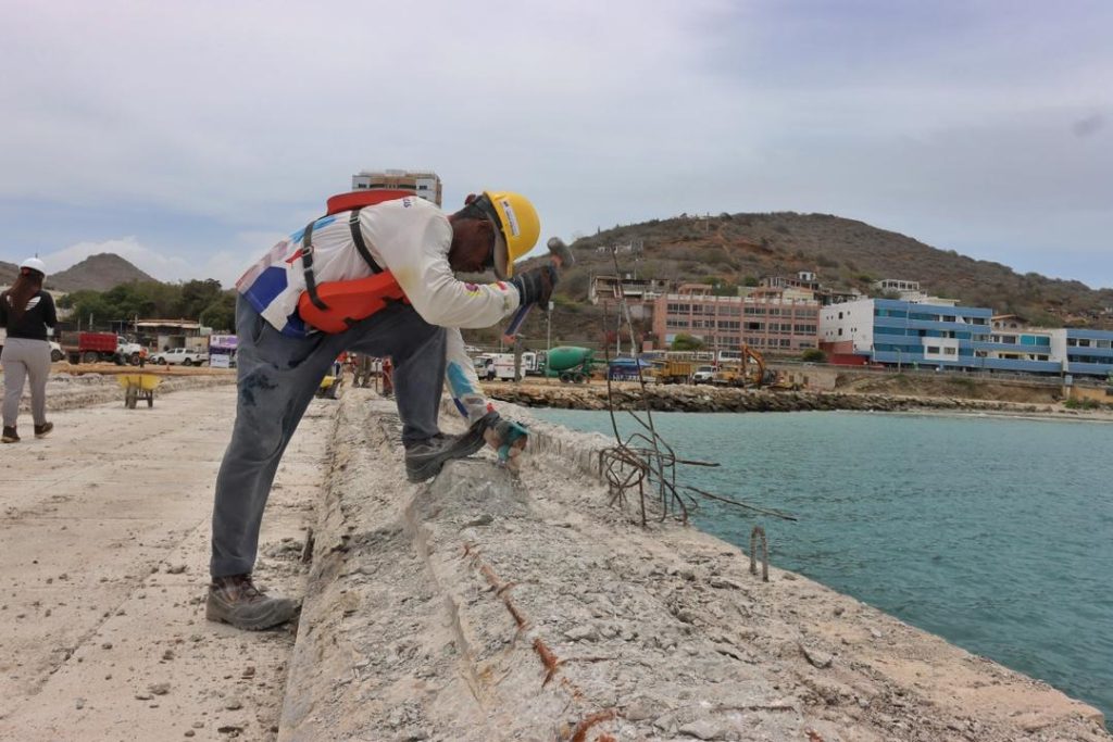 Gobierno Bolivariano consolida la reactivación turística y económica con la reconstrucción del Muelle de Pampatar