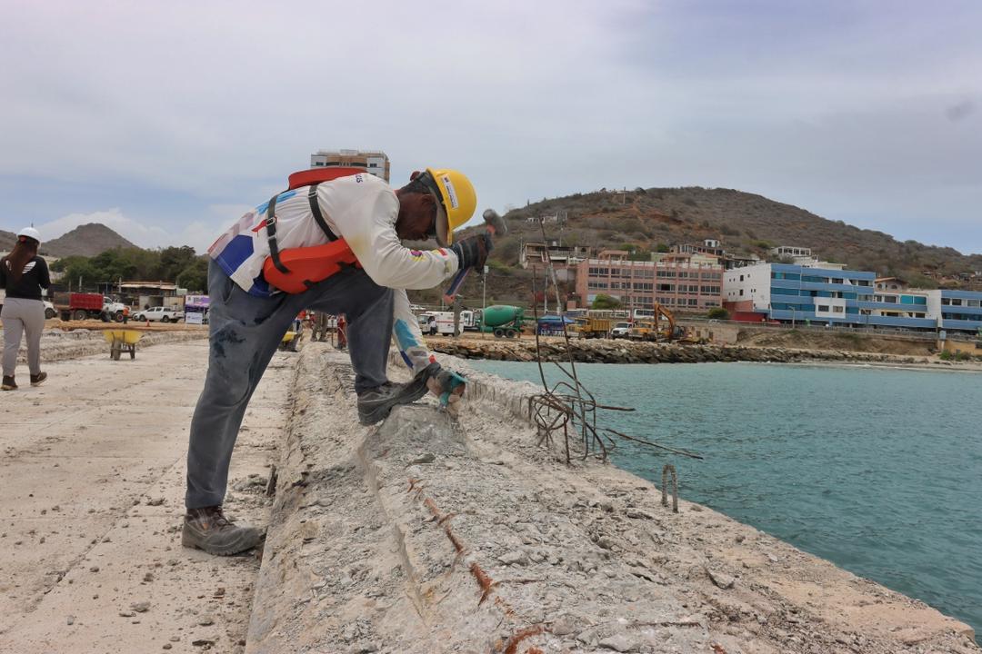 Gobierno Bolivariano consolida la reactivación turística y económica con la reconstrucción del Muelle de Pampatar