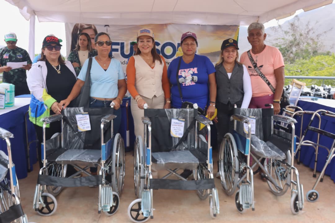 Ayudas sociales del Gobierno Bolivariano llegaron a 380 familias de Nueva Esparta