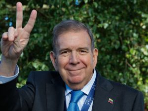 Edmundo González se unió al pedido de convocar nuevas elecciones