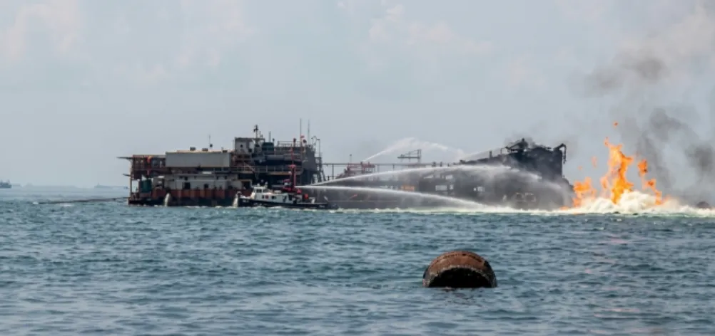 Falleció uno de los trabajadores heridos tras explosión en planta petrolera del Lago de Maracaibo
