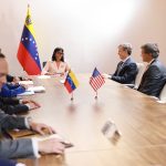 Venezuela y EE. UU. evalúan su agenda energética bilateral en reunión con la presidenta (E) Delcy Rodríguez