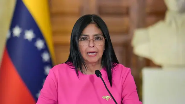 El Gobierno mantendrá activas las labores de rescate, afirma Delcy Rodríguez