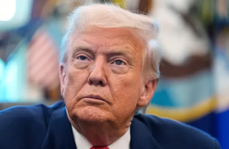 Trump dice que Irán «está acabado» y que no «recibirá ni un centavo» de USA